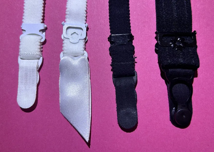 Zugeschnürt Shop - Strapshalter weiß schwarz - Strumpfhalter Korsetts Corsage